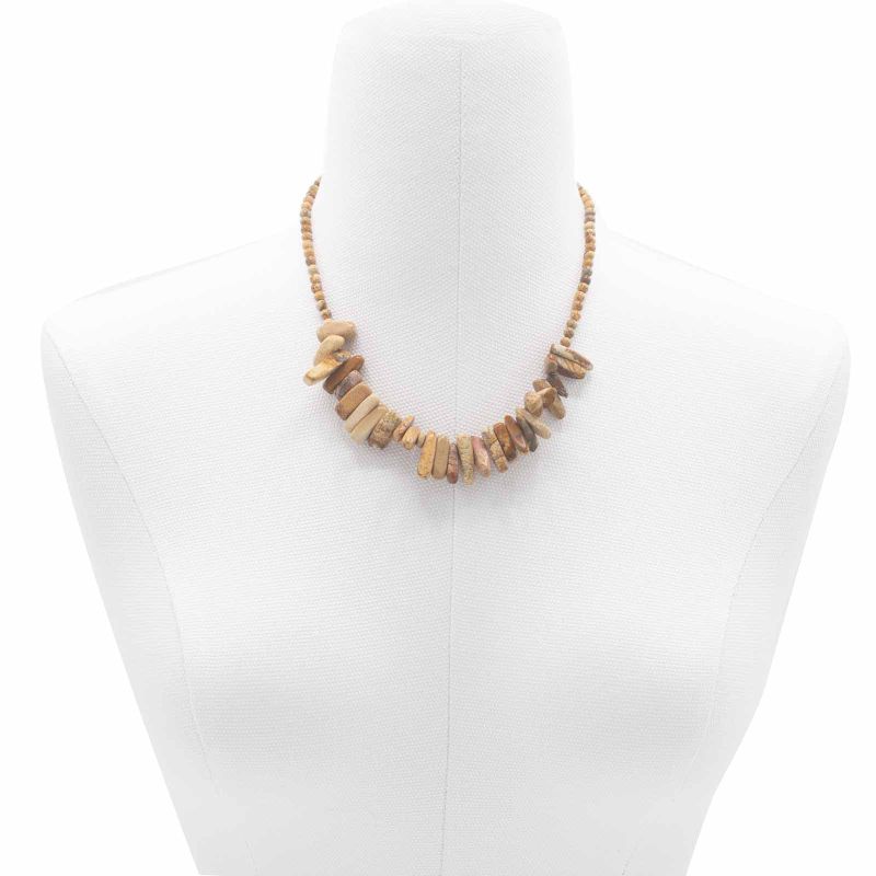 Collier de Pierres Précieuses - Jaspe Map