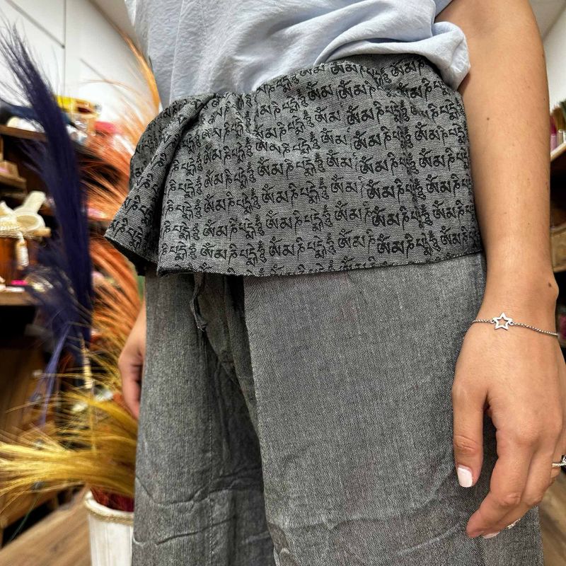 Pantalon de Yoga & Festival - Pêcheur Thaïlandais Mandala Mantra sur Gris