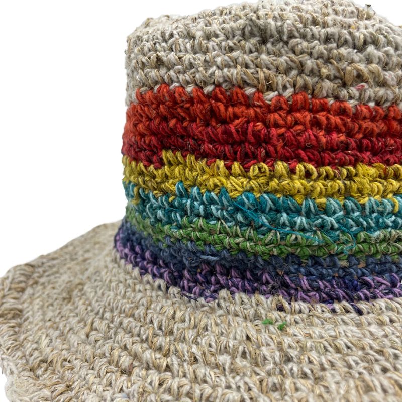 Chapeaux de Festival Boho en Chanvre & Coton Tricotés à la Main - Arc-en-ciel