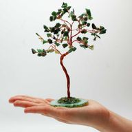 Grand Arbre de Pierres Précieuses  - Aventurine verte sur Base d'Agate Naturelle Verte (100 pierres)