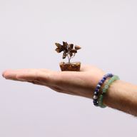 Mini Arbre de Pierres Précieuses sur Base d'Orgonite - Œil du Tigre (15 pierres)