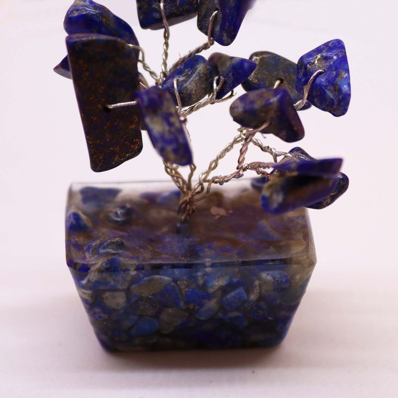 Mini Arbre de Pierres Précieuses sur Base d'Orgonite - Sodalite (15 pierres)
