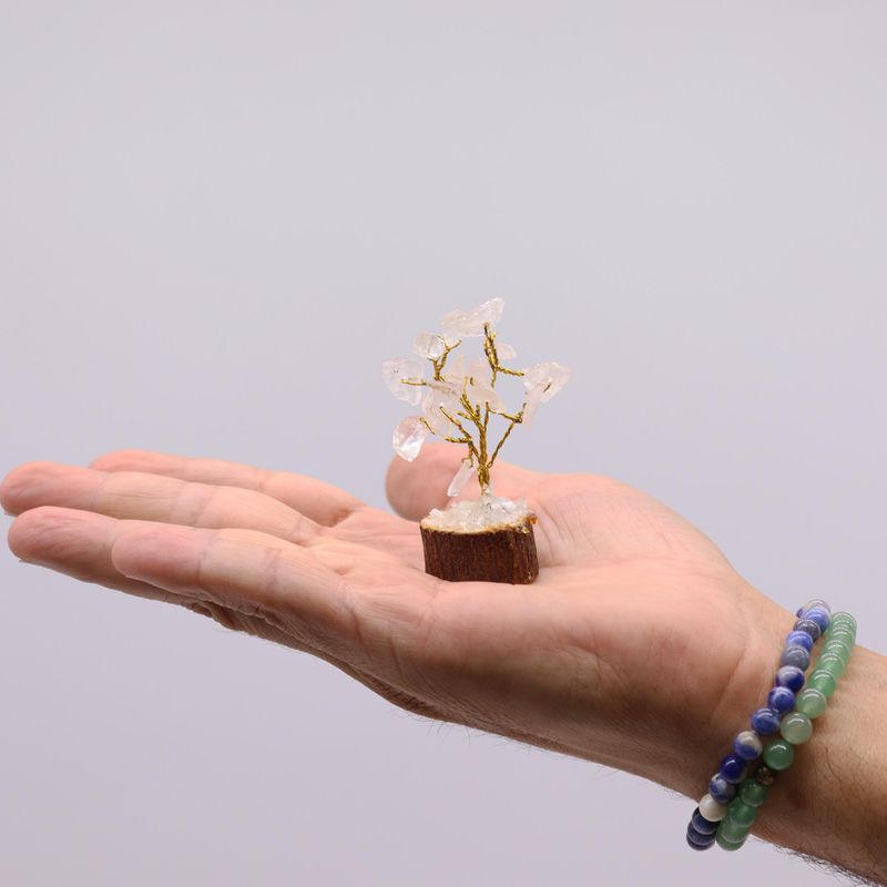 Mini Arbre en Pierres Précieuses sur Socle en Bois - Quartz de Roche (15 pierres)