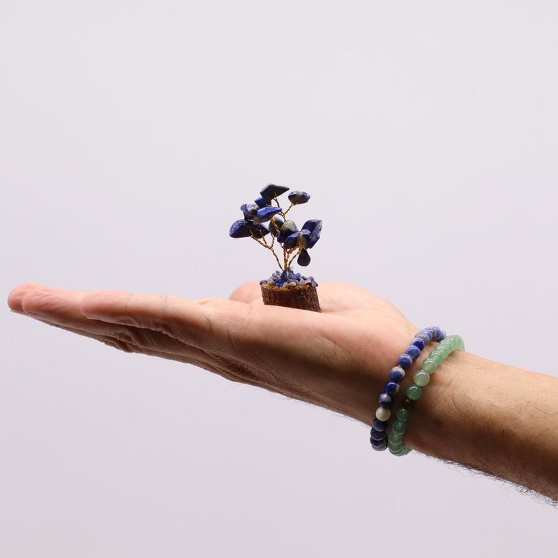 Mini Arbre en Pierres Précieuses sur Socle en Bois - Sodalite (15 pierres)