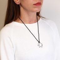 Pendentif Hexagonal en Pierre Précieuse - Howlite Blanche