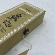 Coffret Cadeau d'Encens Sughandit Dhoop de l'Himalaya - Bois de Santal