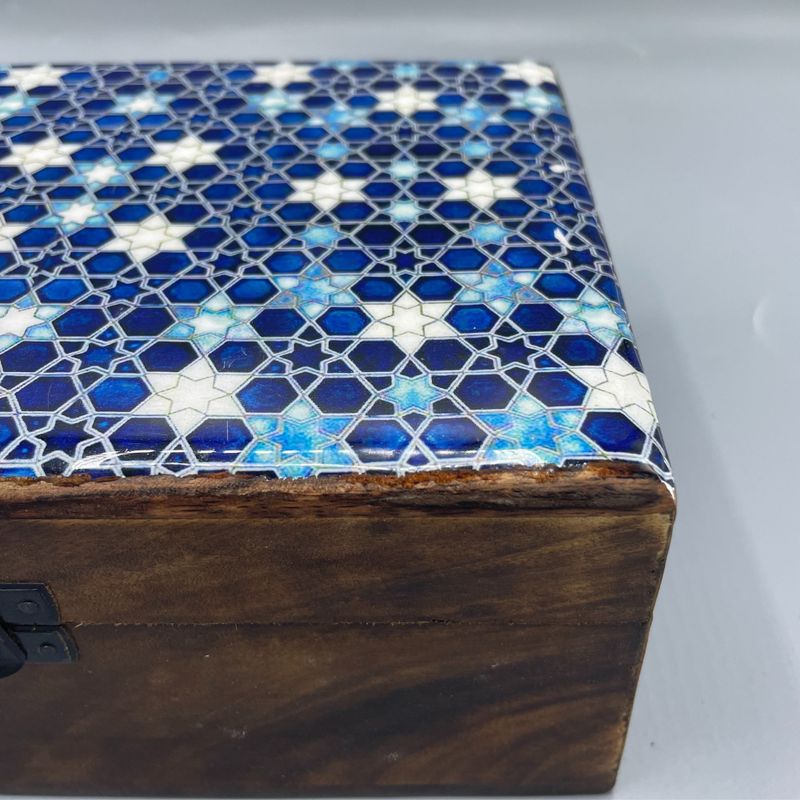 Grande Boîte en Bois Recouverte de Céramique - 20x15x7,5cm - Étoiles Bleues