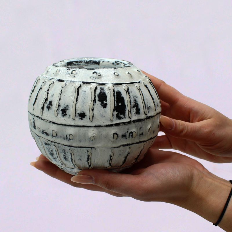 Vase en Terre Cuite à Bulles Grecques - Crème 10cm