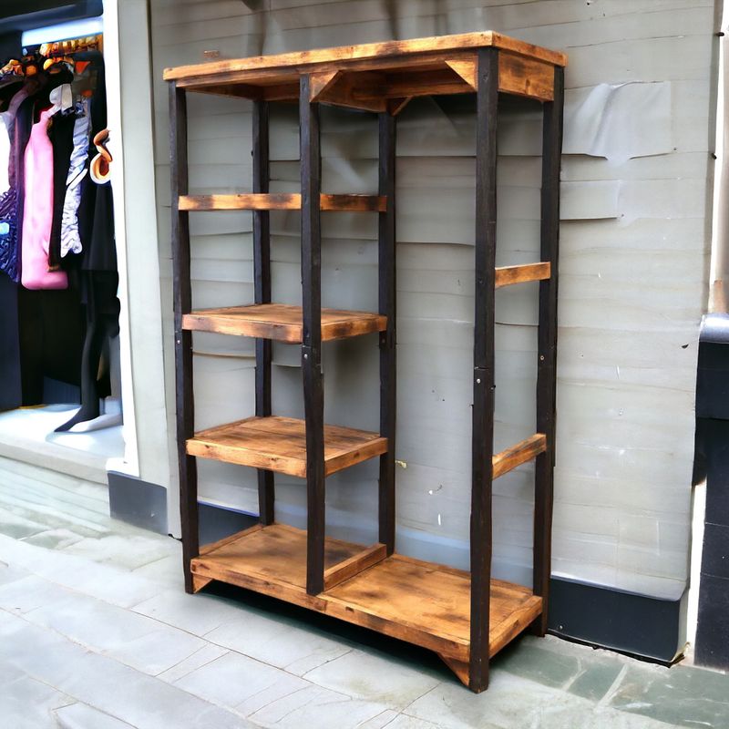 Porte-manteaux et Étagères Carrés