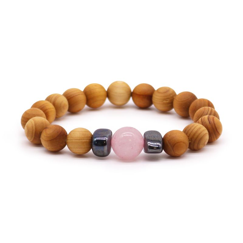 Bracelet Chakra du Coeur en Bois de Cèdre avec Quartz Rose
