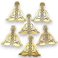 Porte-encens Yoga 7 Chakras en Aluminium Doré 12x12cm