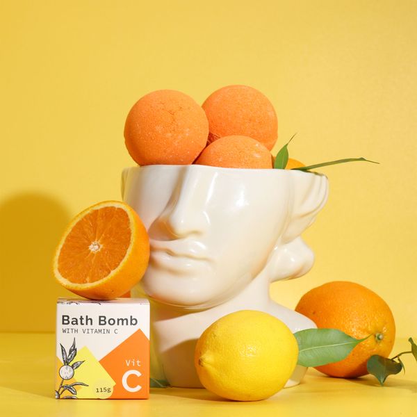 Bombe de Bain Infusée de Vitamine C aux Huiles Essentielles