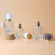 Bouteille Ronde Nervurée de 50ml, Vaporisateur et Bouchon - Blanc Mat