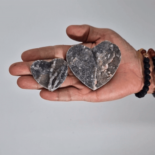 Petits Cœurs en Calcite (environ 4-5cm)