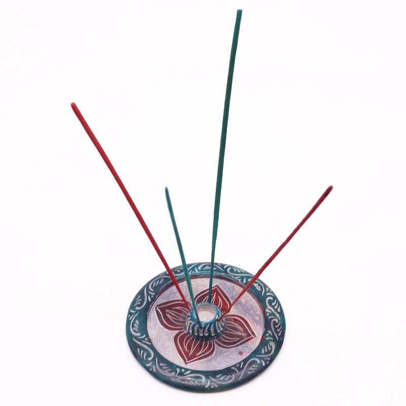 Porte-Encens Disque en Stéatite 12 cm - Quatre Pétales (cône et porte-encens)