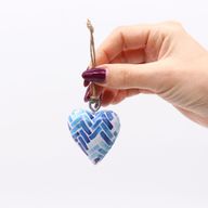 Petits Coeurs Décor en Bois - Rayures Bleues (24)