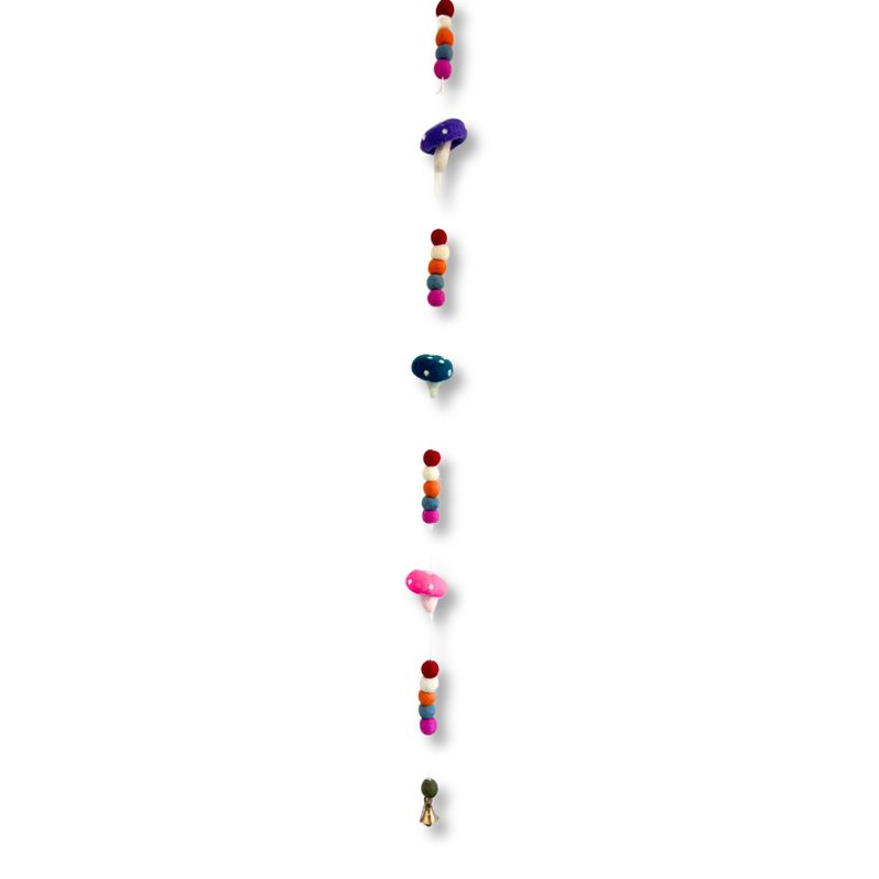 Tenture Murale en Feutre - Champignons (couleurs aléatoires)