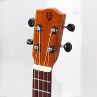 Ukulélé Artisanal - Finition Orange Sunburst (4 cordes)