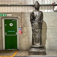 Grande Statue de Bouddha Debout Doré Antique - 3 m de haut