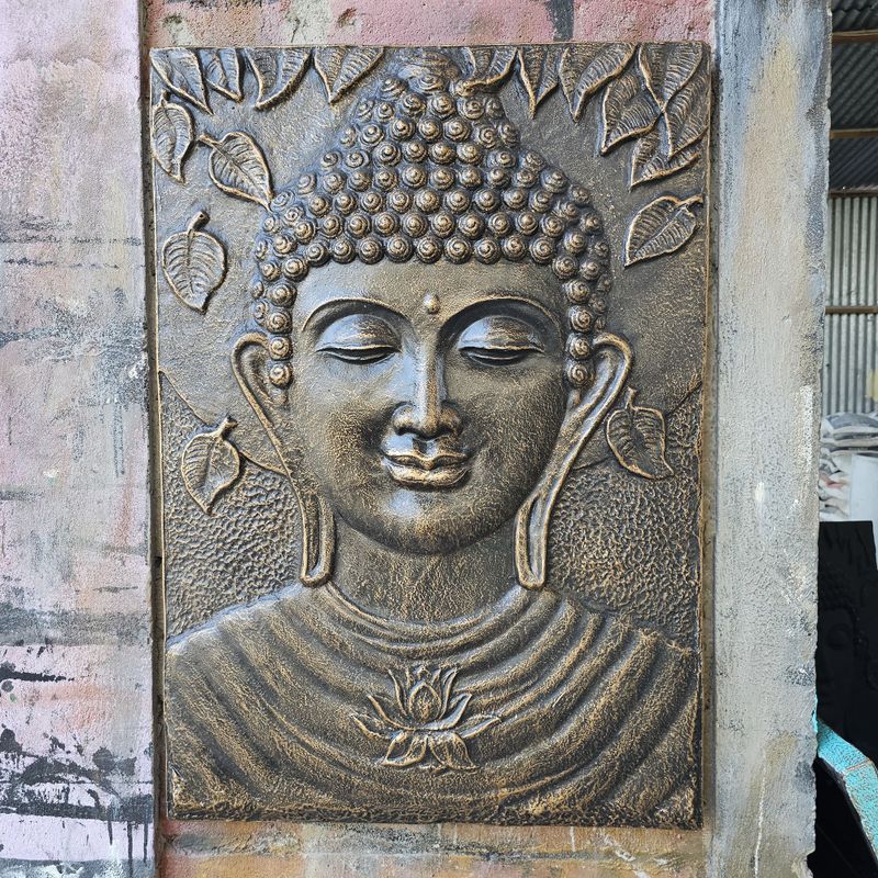 Grand Cadre en Ciment Fibré Bouddha en Relief Or Antique - 0,7x1m