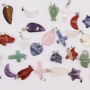 Pendentifs en Pierres Précieuses