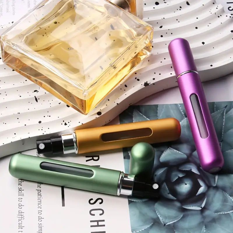 Vaporisateur de Parfum de Poche Rechargeable 8ml - Mat (couleurs assorties)