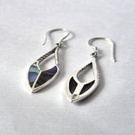 Boucles d'Oreilles en Coquillage & Argent - en Forme de Lance - Ormeau