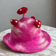Chapeau Champignon en Feutre – Rose Fluo