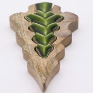 Perdus dans la Forêt - Petit Arbre Décoration en Bois - 15x10cm