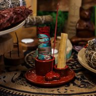 Porte-Encens et Supports en Céramique pour Palo Santo - Mandala - Rouge avec Cœur Brillant