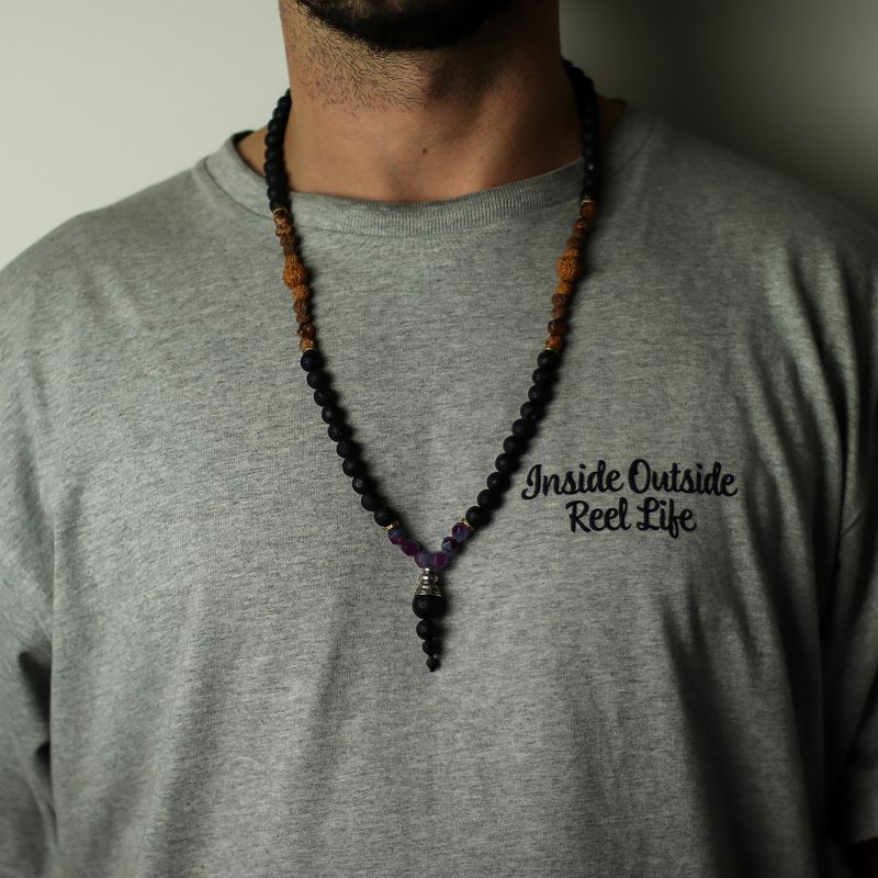 Collier Essence du Volcan – Embrasser le Côté Obscur