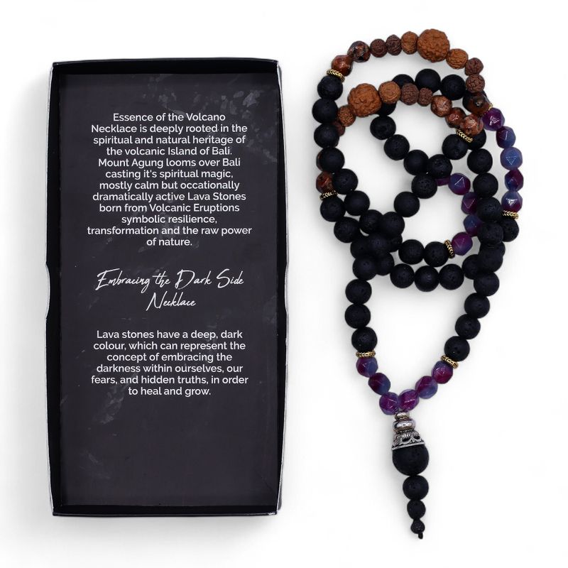 Collier Essence du Volcan – Embrasser le Côté Obscur