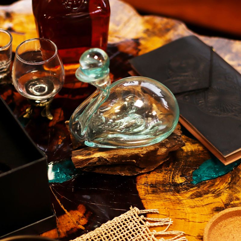Carafe Canard  En Verre Fondu Sur Bois Avec Bouchon