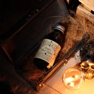 Eau Rituelle De Sorcière Ancienne - Puits Du Calice