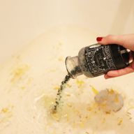 Potion De Bain De Sorcière Ancienne & Amulette En Aventurine - Prospérité