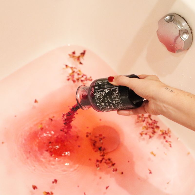 Potion De Bain De Sorcière Ancienne & Amulette En Améthyste - Séduction