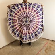 Petit Mandala Rond En Coton (130cm) - Paon Pourpre