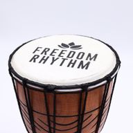 Petit Djembé Pro – Rythme de Liberté (aigu) – Petit 30 cm (Diia 15 cm)