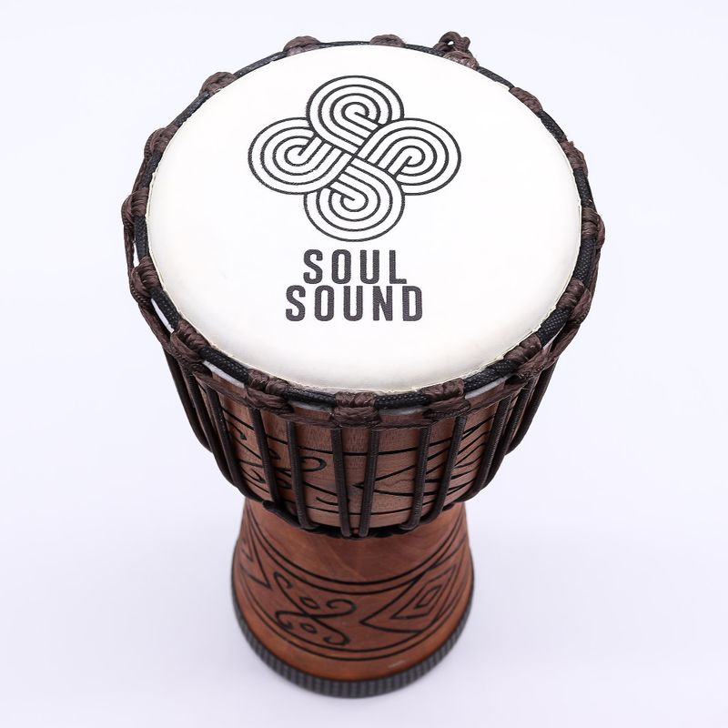 Djembé Pro Moyen – Vibration d’Âme (grave) – Moyen 40 cm (Diia 18 cm)