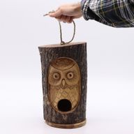 Tronc d’Arbre Visage – Nichoir – Chouette Sage