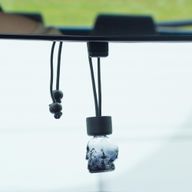 Flacons Diffuseurs Suspendus Noirs Pour Voiture – 8 ml – 3 Designs Assortis