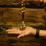 Feng Shui Suspendu – Dieu de la Richesse