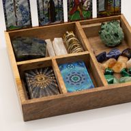 Boîte à Tarot à Quatre Sections avec Support de Cartes