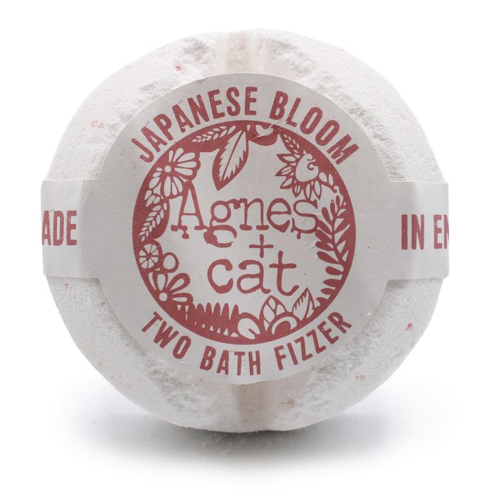 Coffret Cadeau – Café & Noix (Bougie) + Pivoines & Fleurs Japonaises (Galets Effervescents)