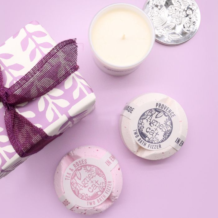 Coffret Cadeau – Pierre de Lune (Bougie) + Provence & Thé et Roses (Galets Effervescents)
