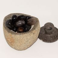 Pot d’Ancrage en Pierre de Rivière – Moyen (env. 12x8 cm)
