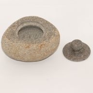 Pot d’Ancrage en Pierre de Rivière – Grand (env. 15x12 cm)