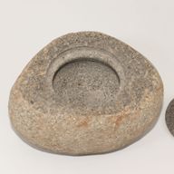 Pot d’Ancrage en Pierre de Rivière – Grand (env. 15x12 cm)