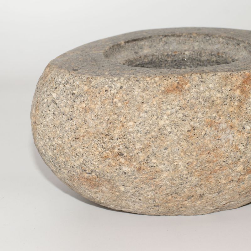 Pot d’Ancrage en Pierre de Rivière – Grand (env. 15x12 cm)