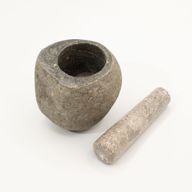 Mortier & Pilon Décoratifs en Pierre de Rivière Naturelle – Moyen (env. 12x8 cm)